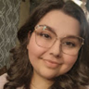 Meet your Posher, Paola